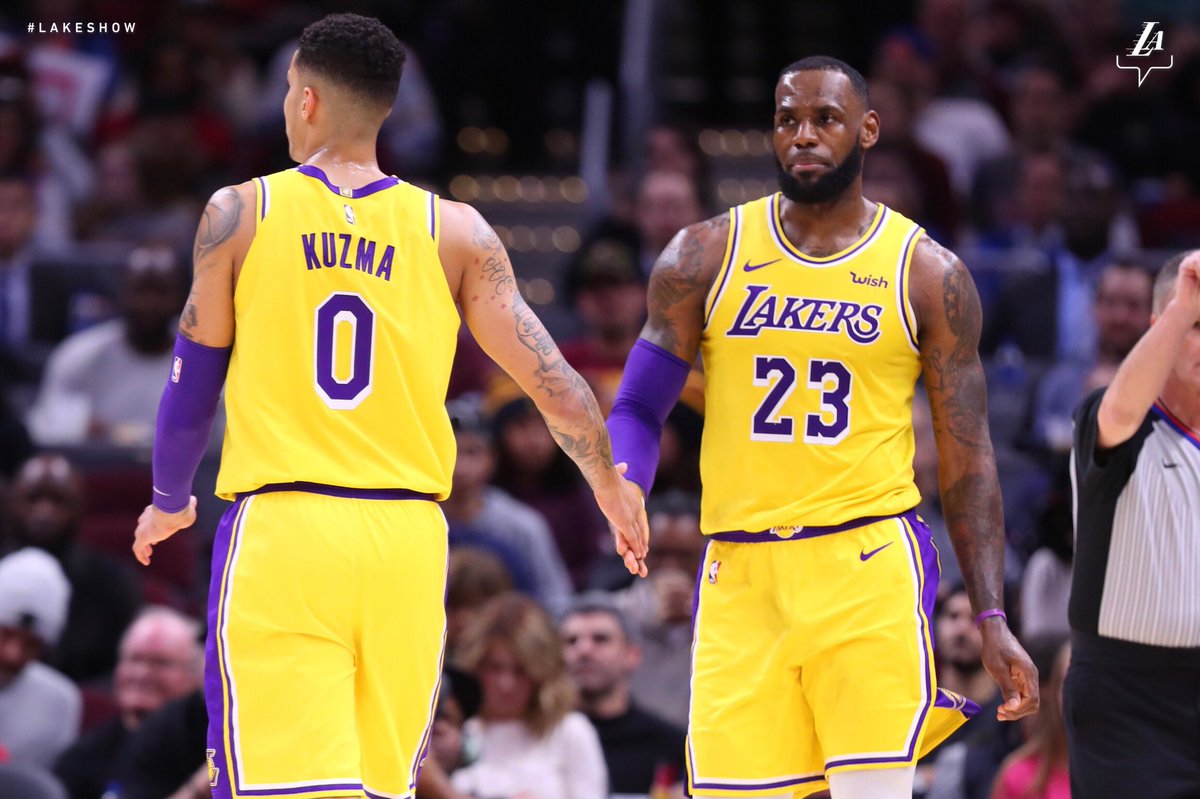 列领先争冠 列领先争冠